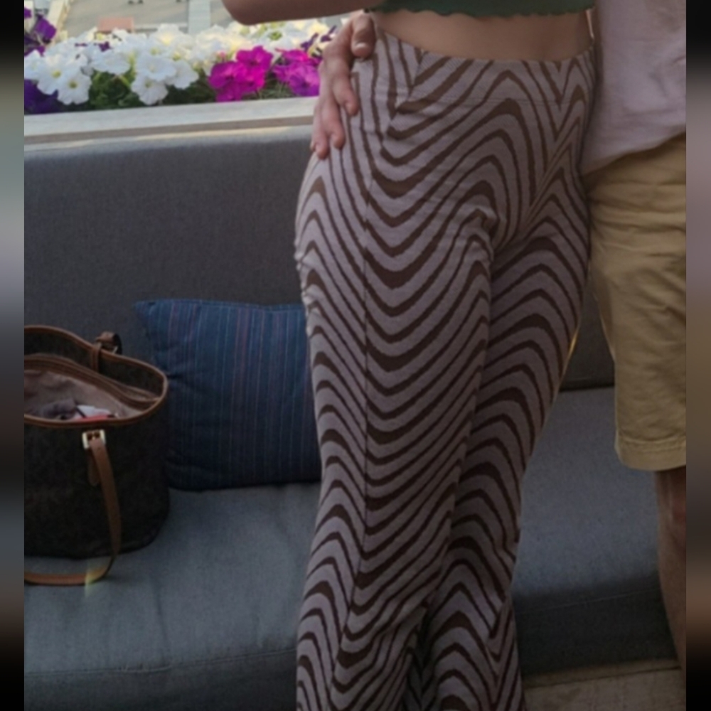 EUC Urban Outfitters Pull On Wide Leg Pants - Picture 4 of 4